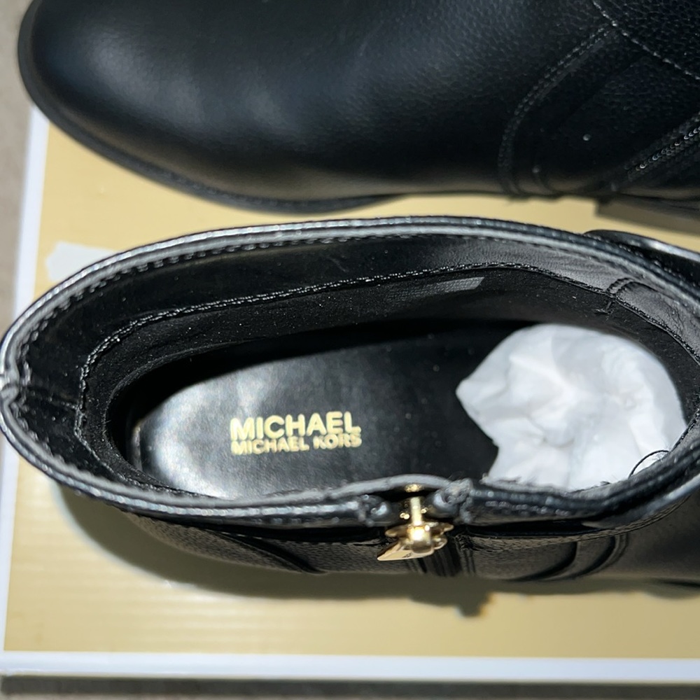 Michael Kors Women's Jilly Flat Boots - Picture 7 of 11